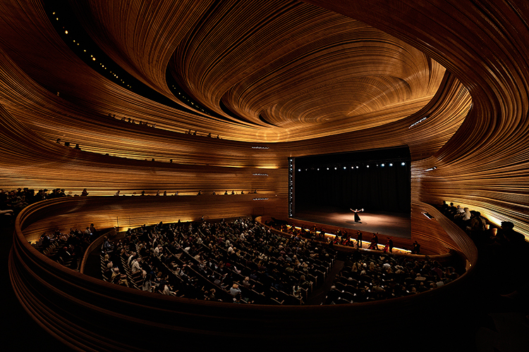 Die Neue Hamburgische Staatsoper